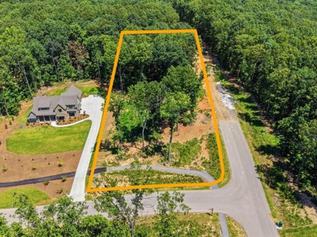 Land for sale in Signal Mountain, East Tennessee