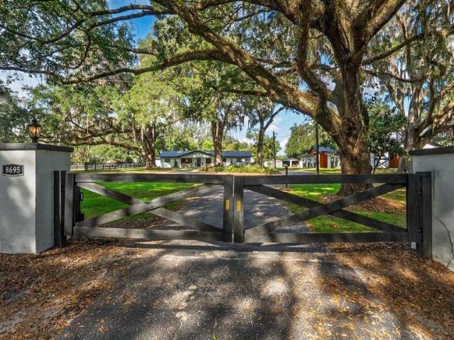 Property for sale in Reddick, Florida