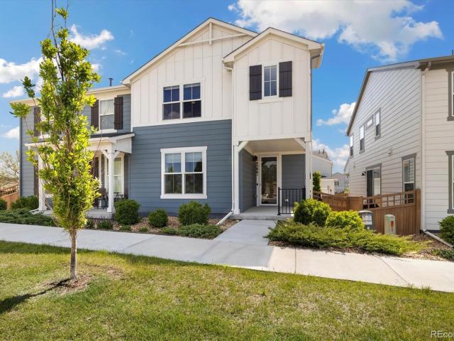 Townhouse for sale in Arvada