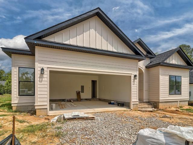 House for sale in Chapin, South Carolina