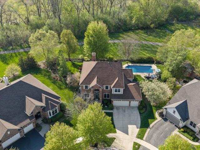House for sale in North Aurora, Illinois