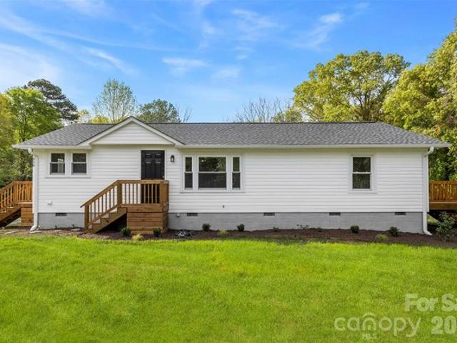 House for sale in Mooresboro, North Carolina