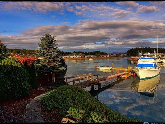 House for sale in La Conner, Washington