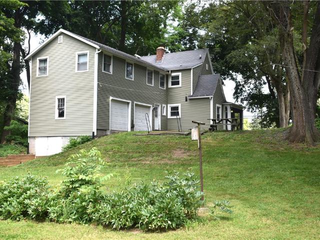House for sale in Ontario, New York