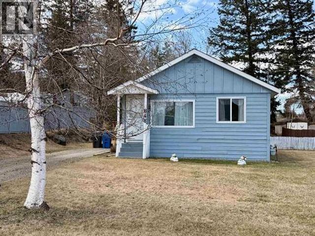 House for sale in 100 Mile House, British Columbia