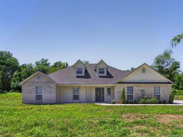 House for sale in Rogers, Oklahoma