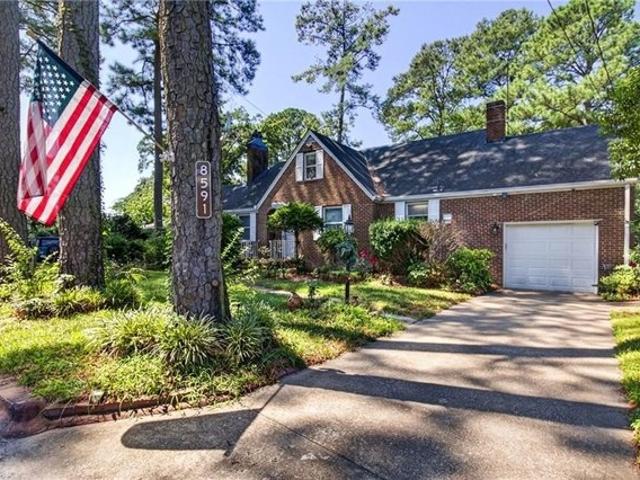 House for sale in Bay View Park, Norfolk
