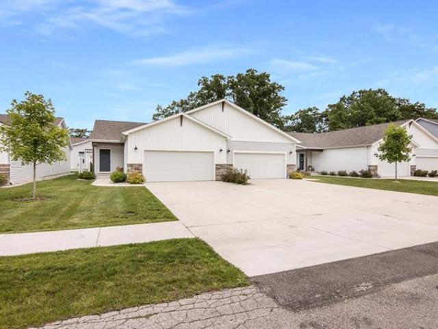 Condo for sale in Traverse City, Michigan