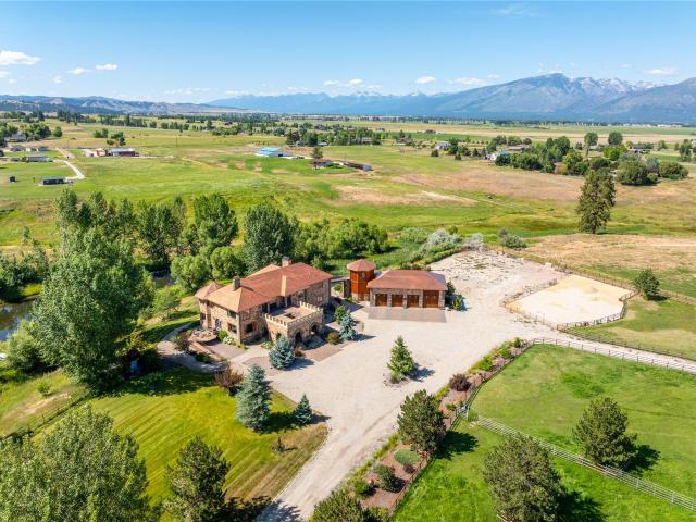 House for sale in Ravalli, Montana