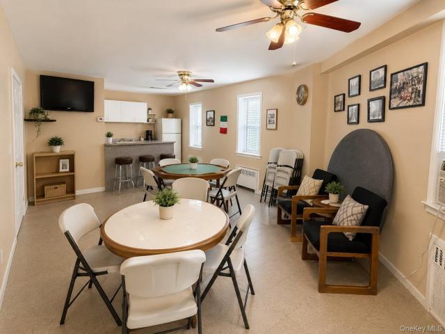 Property for rent in Glenwood, New York