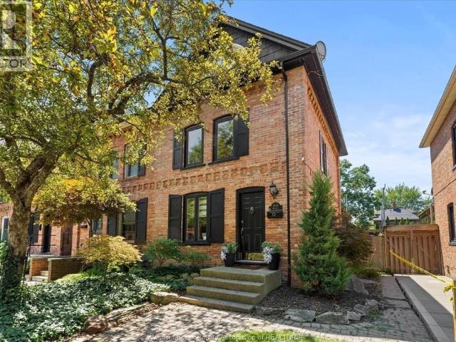 Townhouse for sale in Maidstone, Ontario