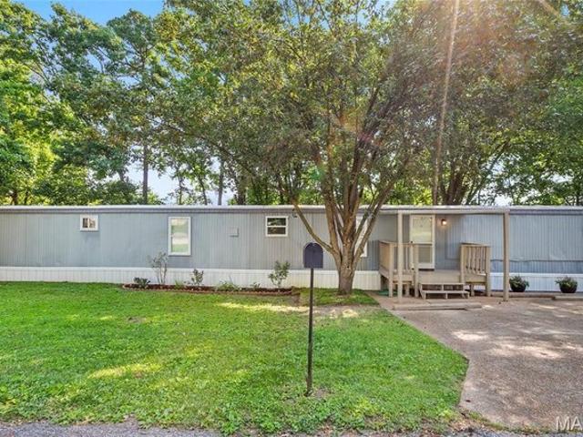 House for sale in Fenton, Missouri
