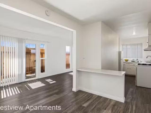 Condo for rent in Costa Mesa
