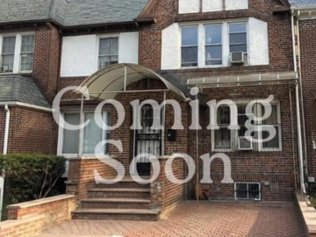 House for sale in Rego Park, New York