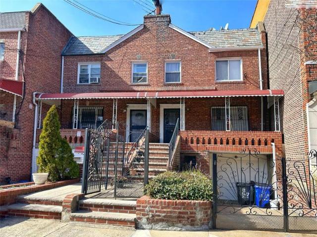 Duplex for sale in Elmhurst
