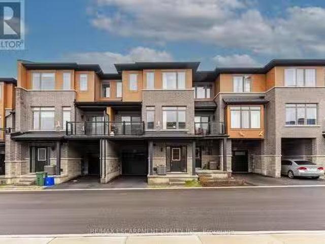 Condo for sale in Ancaster, Ontario