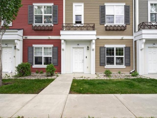 Townhouse for sale in Wedgewood, Alberta