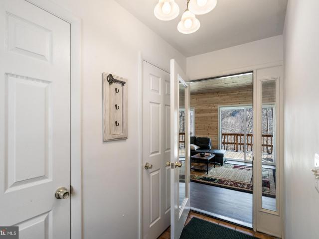 House for sale in Berkeley Springs, West Virginia