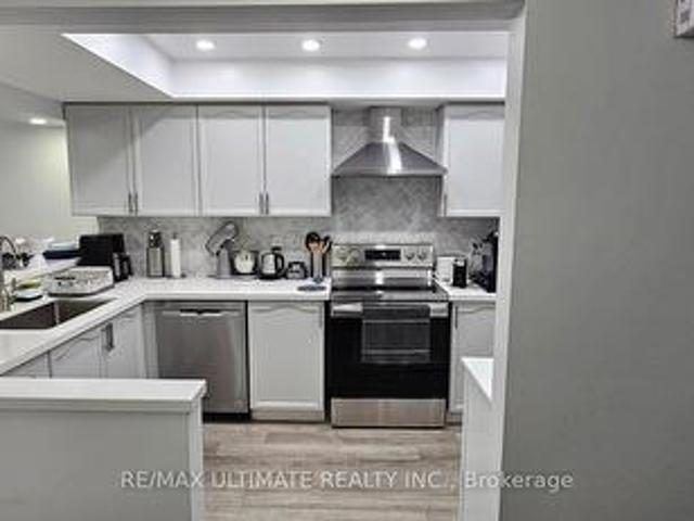 Townhouse for rent in Mississauga, Ontario