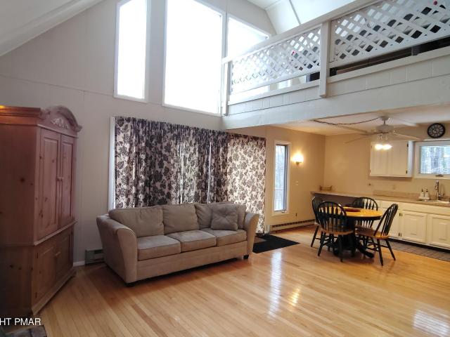 House for sale in Hamlin, Pennsylvania
