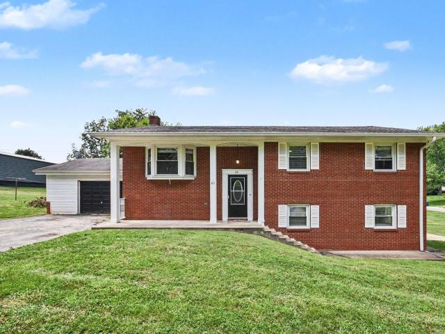 House for sale in Burnside, Kentucky