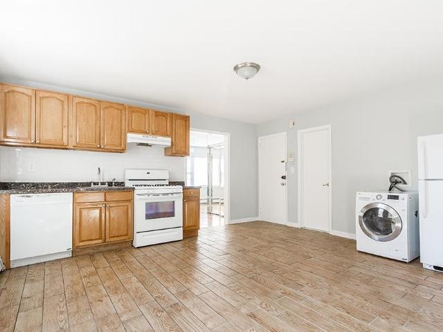 House for sale in Hudson, New Jersey
