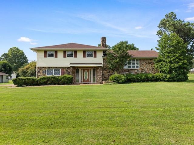 House for sale in Killen, Alabama