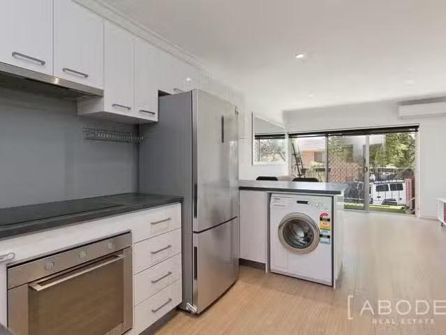 Apartment for rent in Jolimont