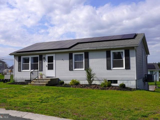 House for sale in New Oxford, Pennsylvania