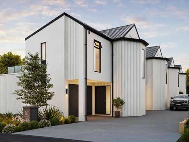 Townhouse for sale in Hillsborough, Taranaki