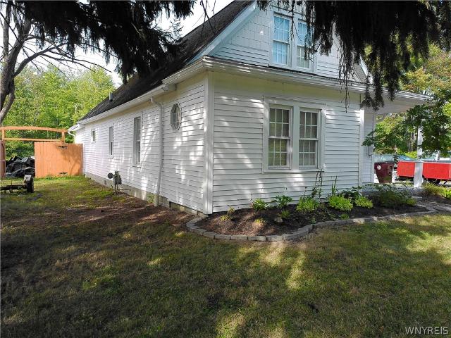 House for sale in Town of Orchard Park, Erie County