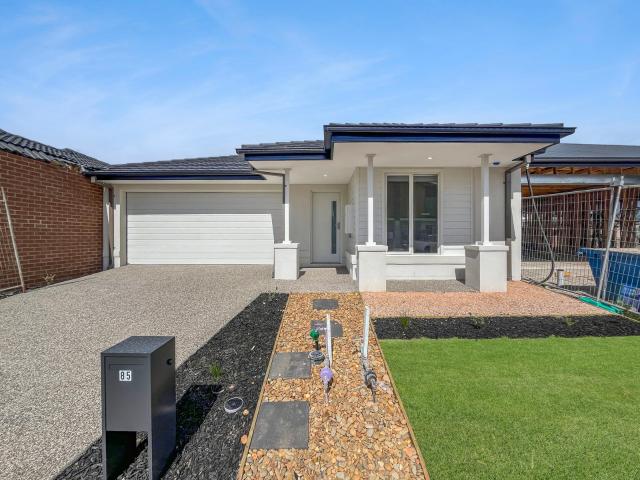 House for rent in Armstrong Creek, Victoria