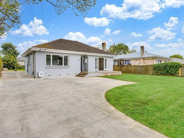 House for rent in Hamilton East, Hamilton City