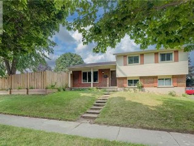 House for sale in Waterloo, Ontario