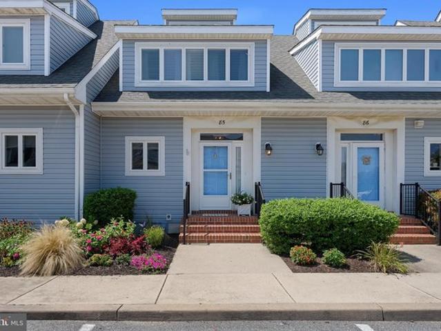 Townhouse for sale in Delaware