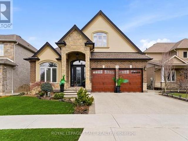 House for sale in Ancaster, Ontario