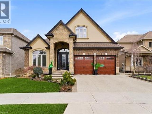 House for sale in Ancaster, Ontario