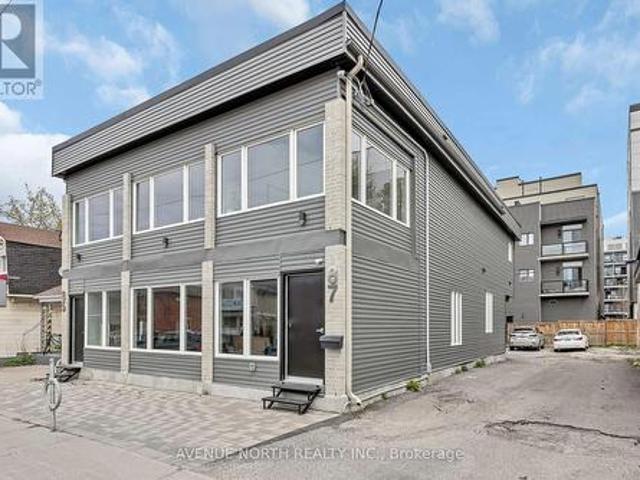 Commercial for rent in Ottawa