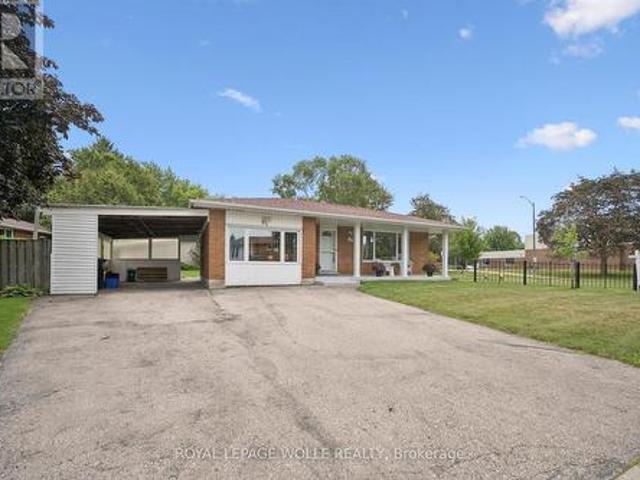 House for sale in Kitchener, Ontario