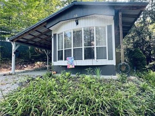 House for sale in Linville Land Harbor, Newland