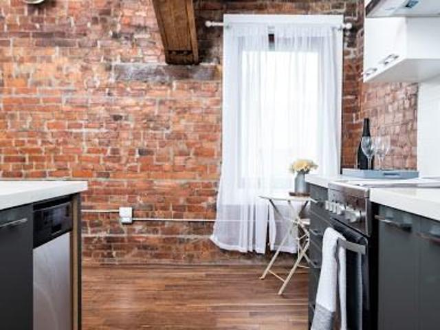 Apartment for rent in Ancaster, Ontario