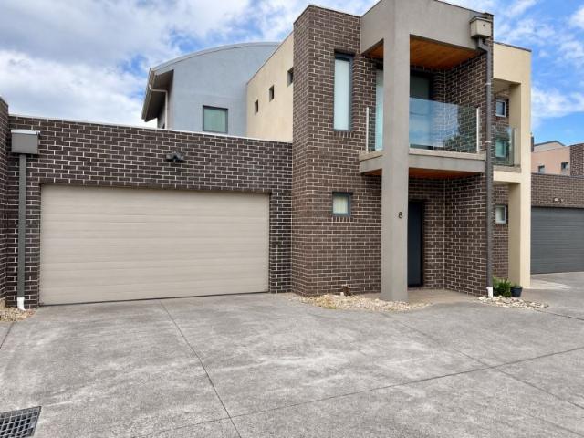 House for rent in Greenvale Lakes, Melbourne