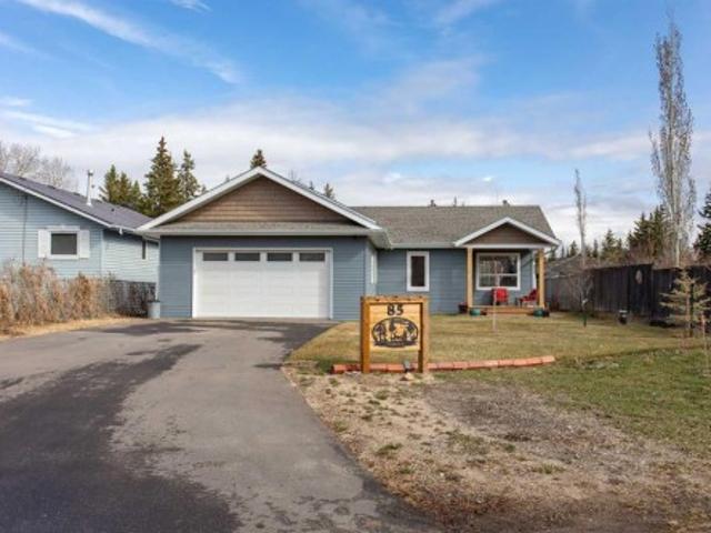 House for sale in Gull Lake, Alberta