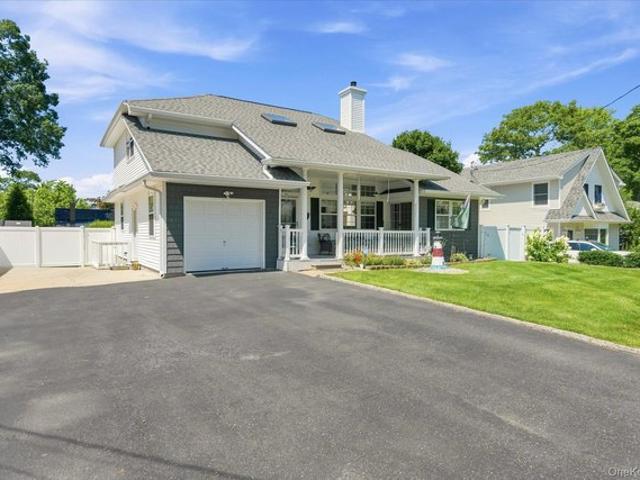 House for sale in Centereach, New York