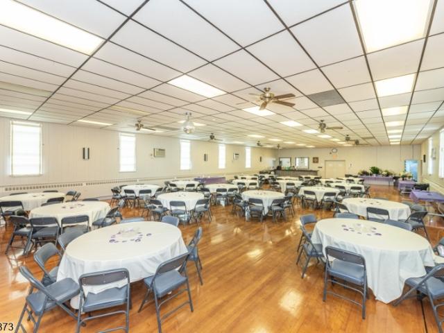 Commercial for sale in Newton, New Jersey