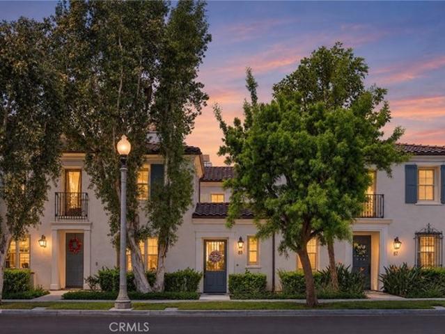 Townhouse for sale in Irvine, California