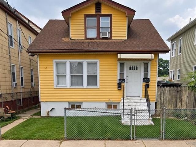 House for sale in Passaic, New Jersey