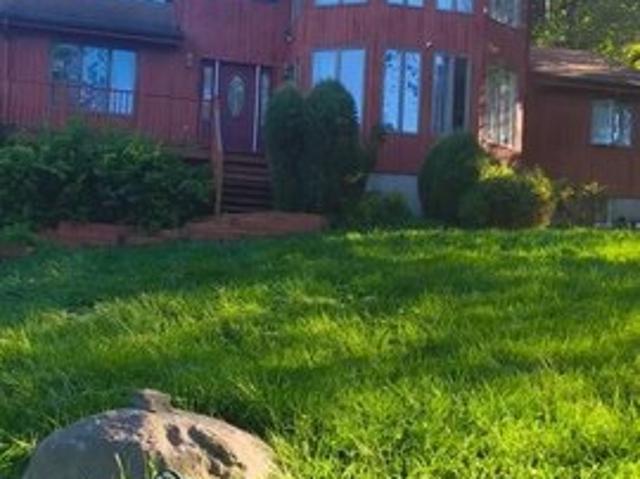 House for sale in Baldwin Place, New York