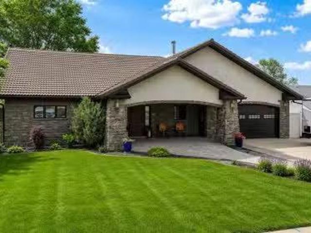 House for sale in Alberta