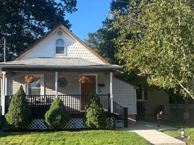 House for sale in Edison, New Jersey
